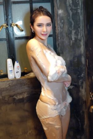 伦里片